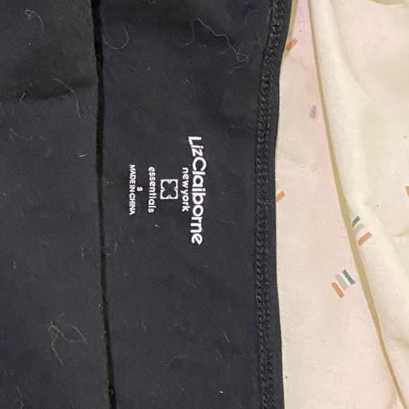 Liz Claiborne black spaghetti strap tank Small. - Picture 2 of 4